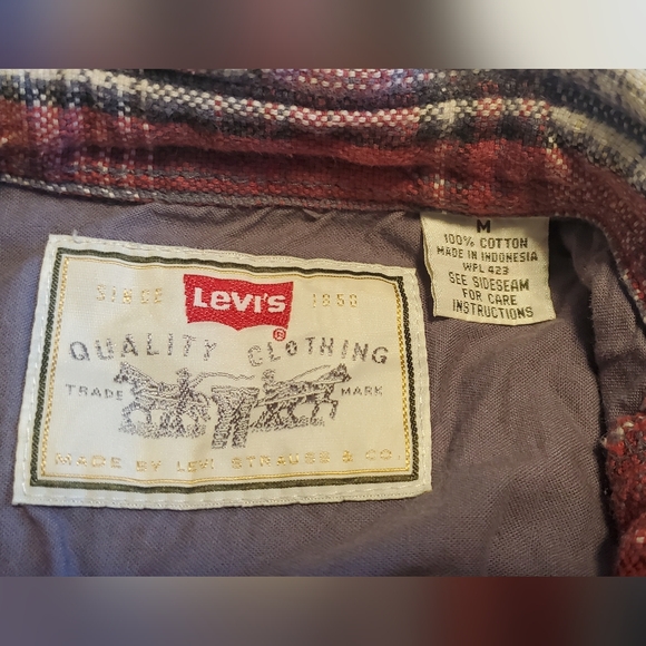 Levi's Men's Plaid Button Down Flannel Shirt Size Medium 100% Cotton - Picture 5 of 5